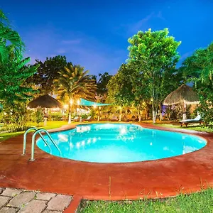 https://villa-colibri-bacalar.quintano-roohotels.com